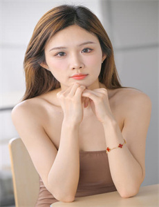 女人私密紧致图片-男人把大JI巴放进女人动态视频