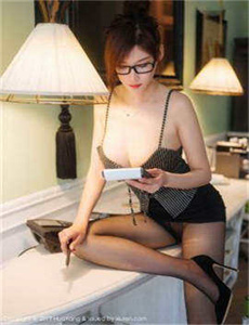 富婆做SPA偷拍按摩视频-美女脱身视频高清