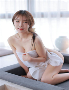 打扑克视频全程不盖被子视频-美女的阴