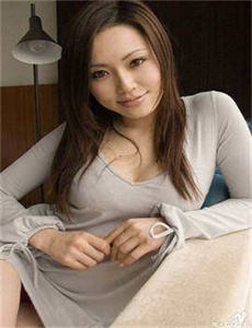 山狗1999电影未删减版在线观看-理发店里的特性服务